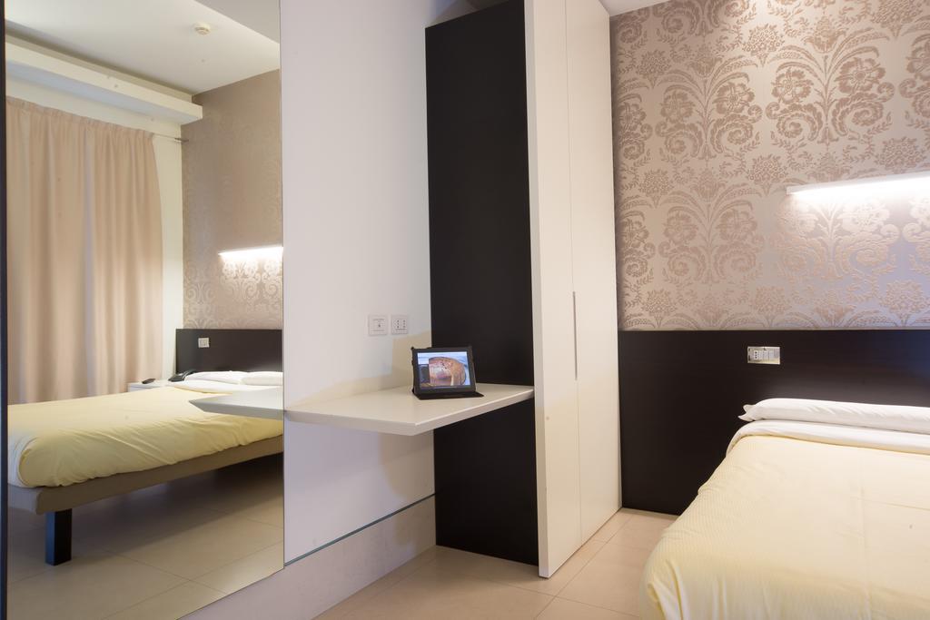 Hotel Savoy
