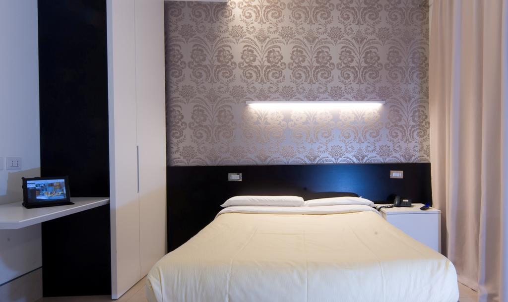 Hotel Savoy